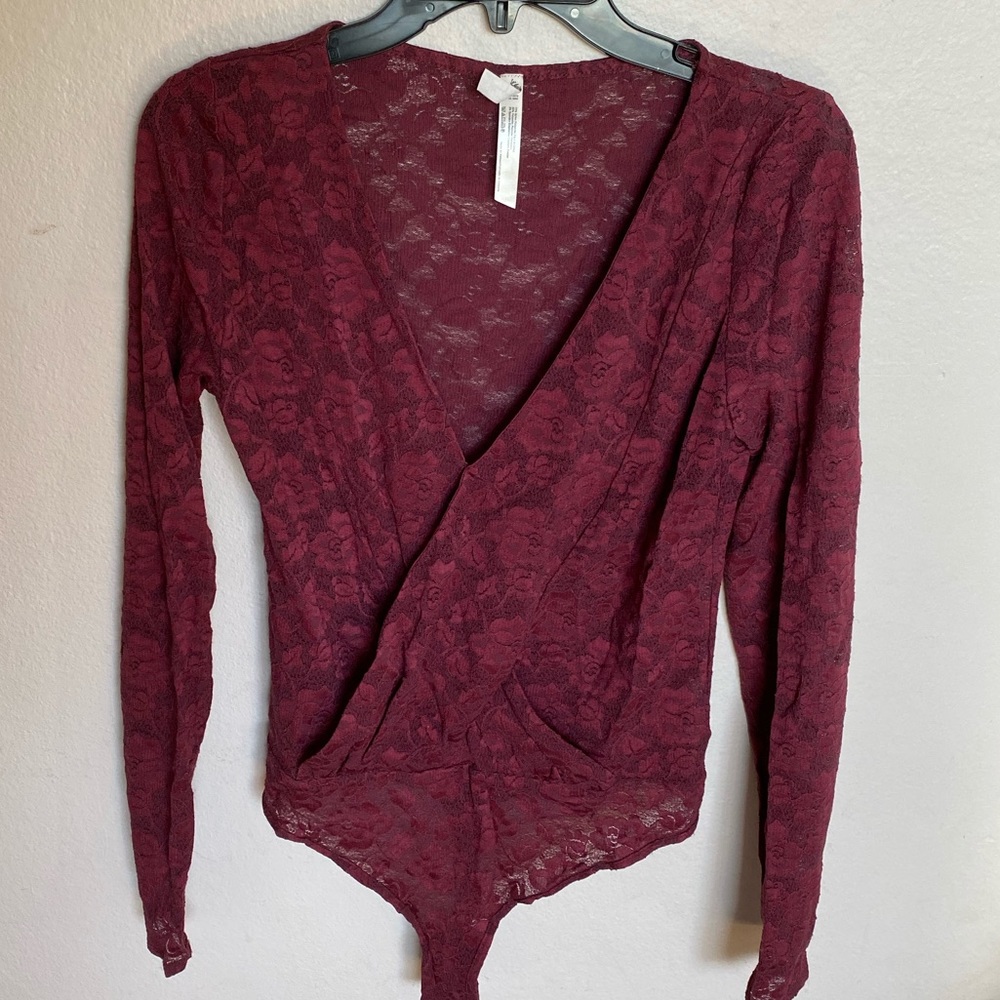 ✨ Free People Bodysuit ✨